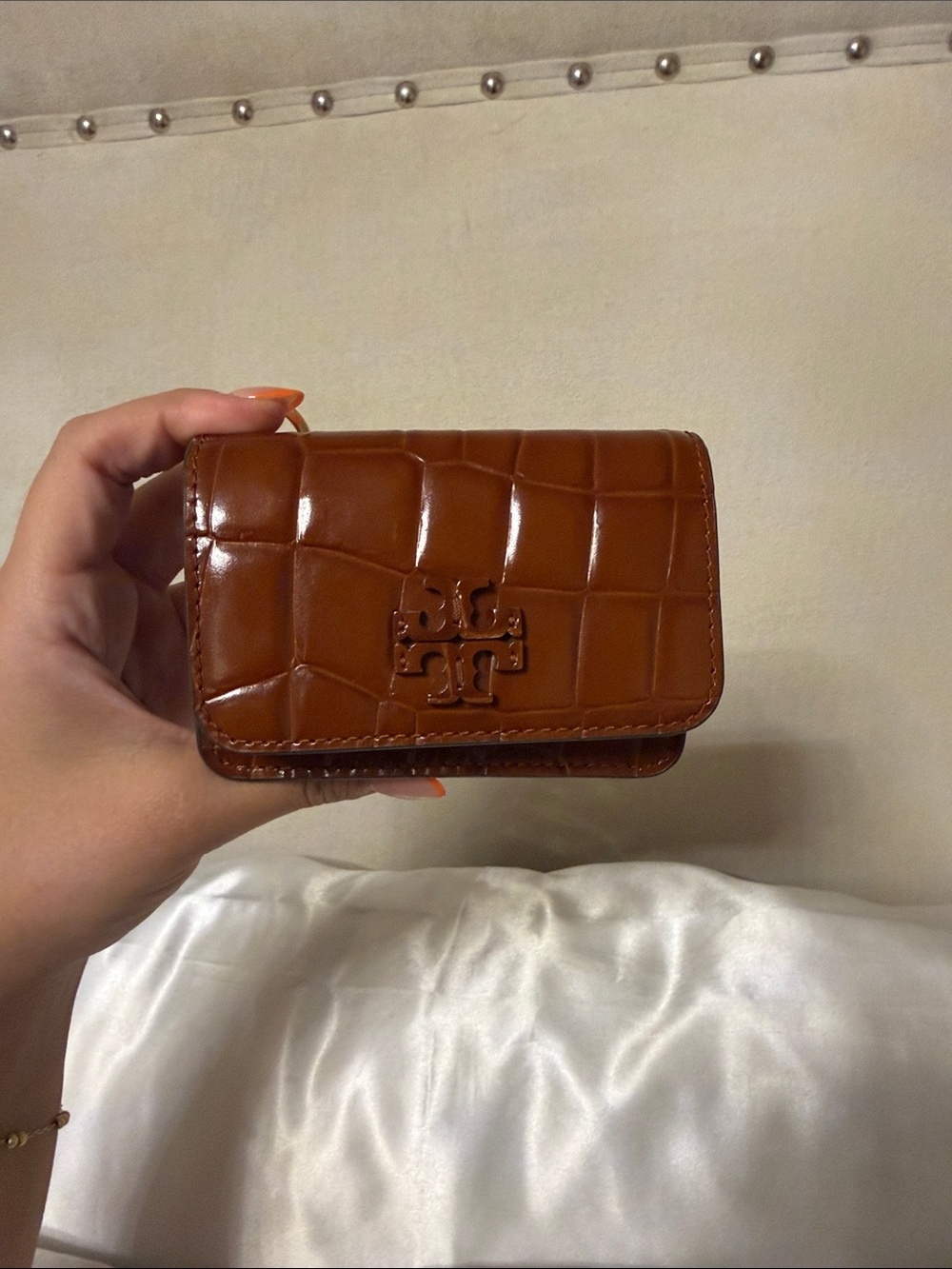 Tory Burch Croc-Embossed Compact Wallet in Cognac